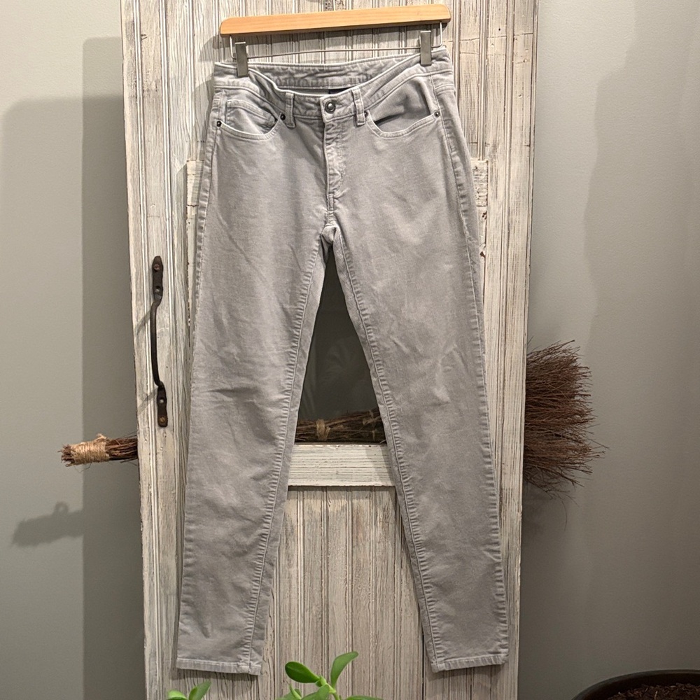 Patagonia Organic Cotton Corduroy Gray Pants Size 28